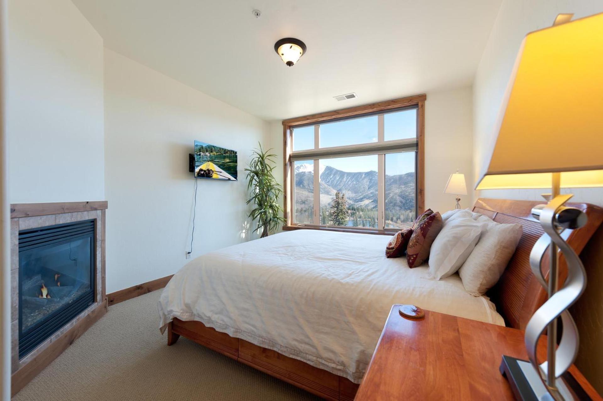 Peregrine Point 204 view 2