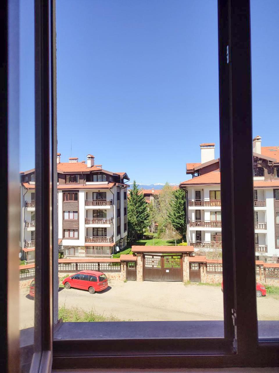 Pirin Heights Apartment 200m from SKI ROAD