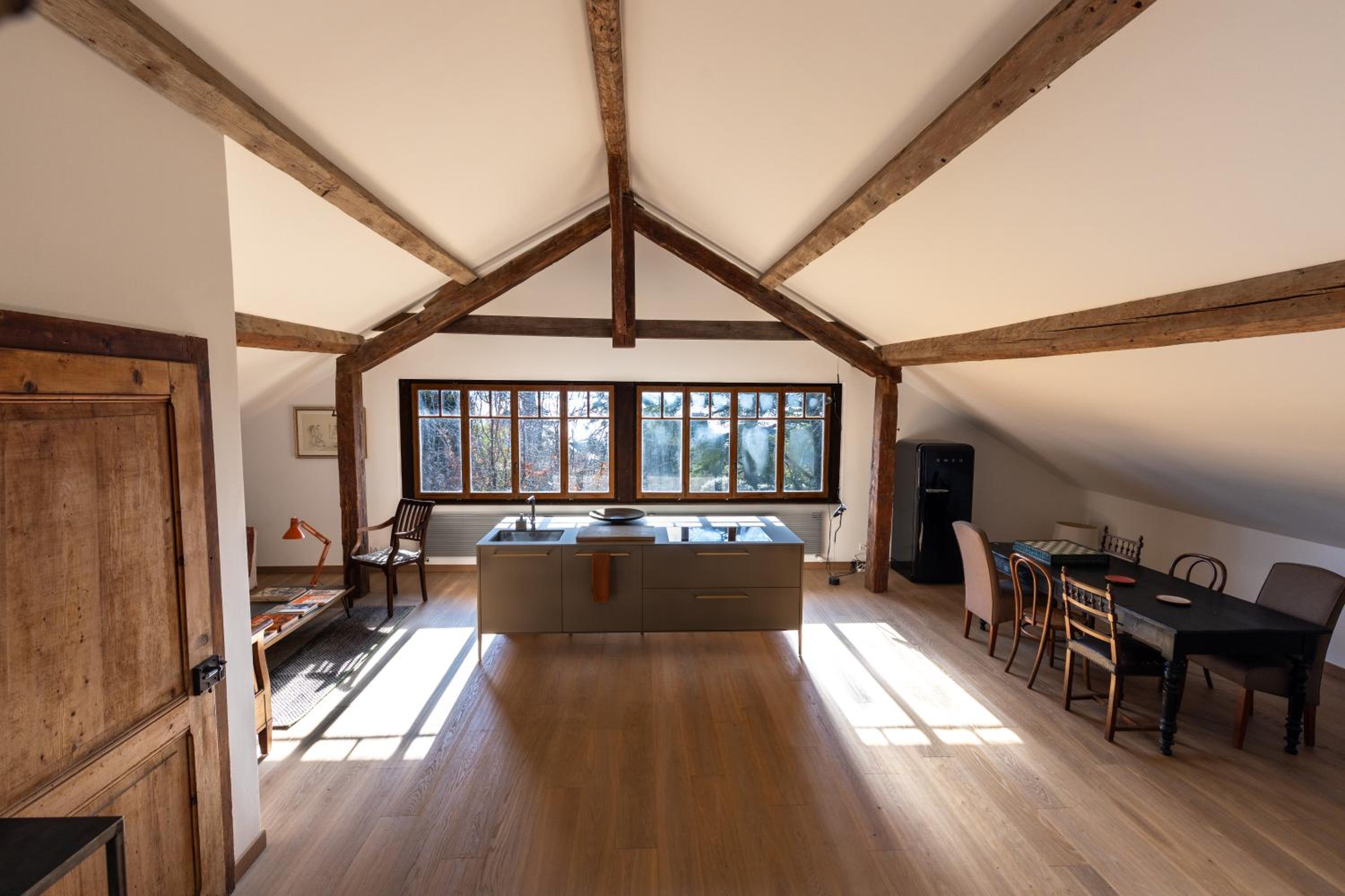 'Le Petit Clos Suites'- Charming Getaway on Leman Lake
