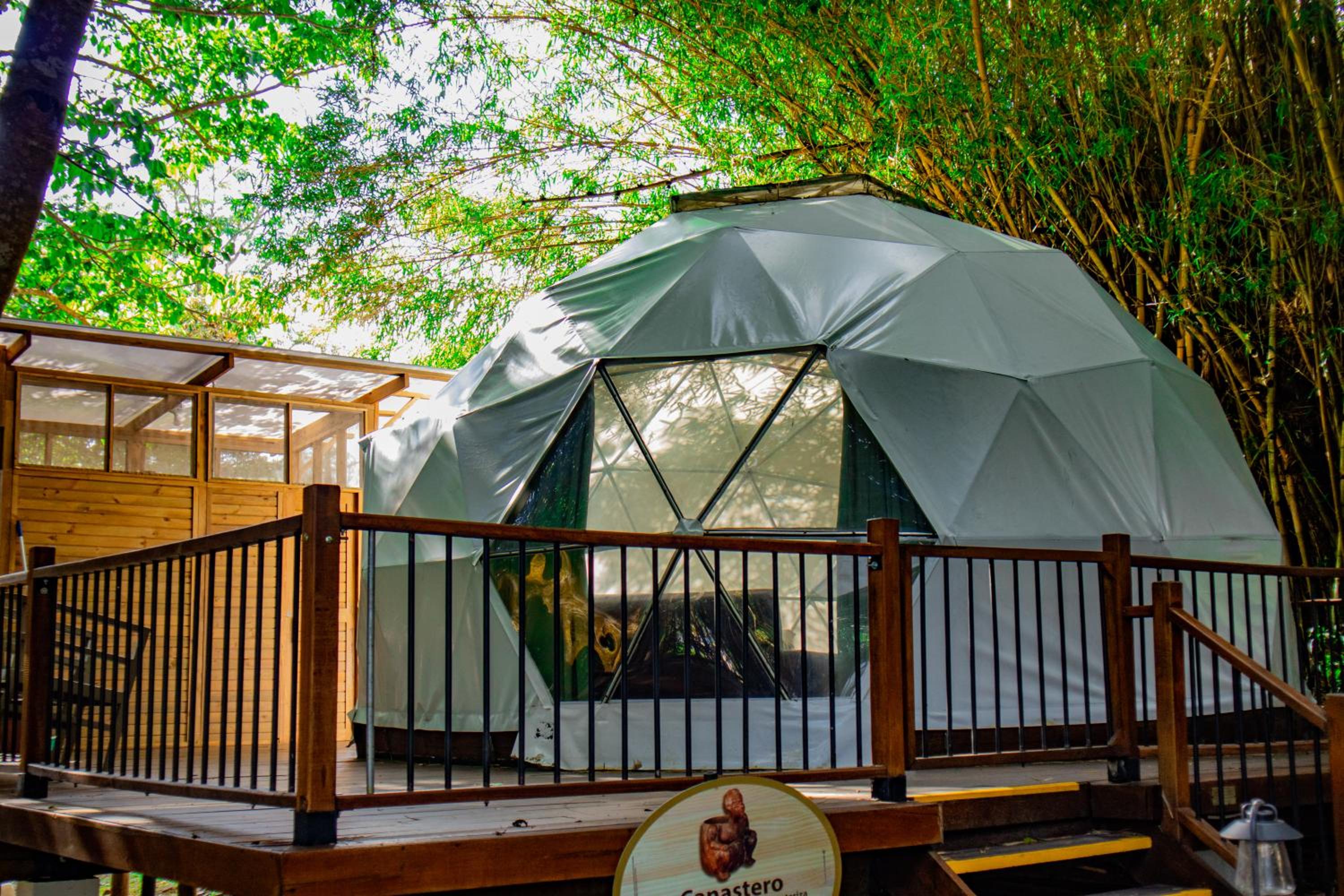Glamping - Centro Vacacional Comfandi Lago Calima