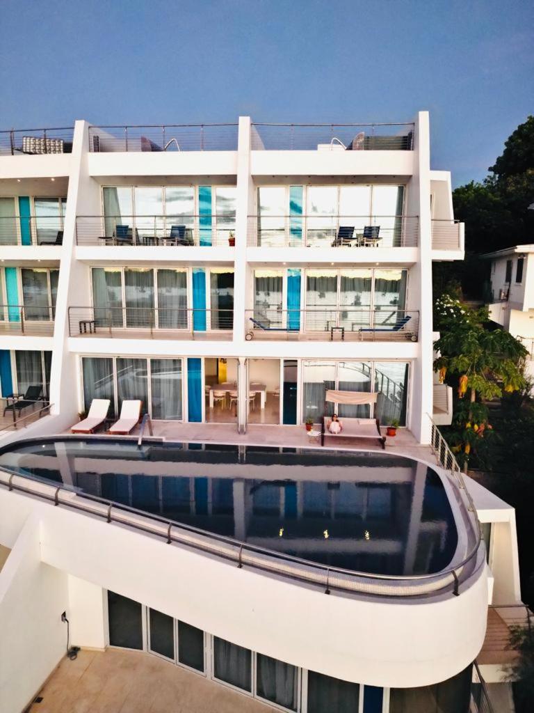 Waterside Luxury Condo