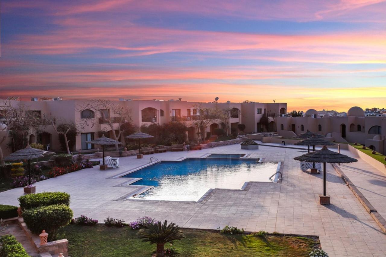 Sky View Honeymoon