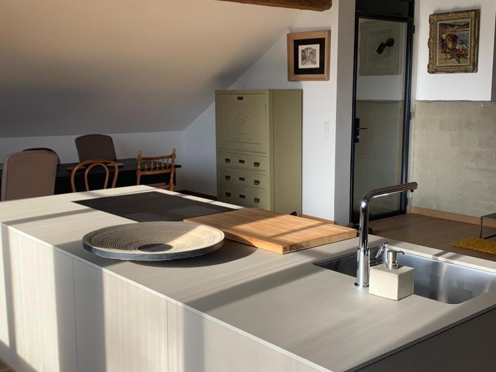 'Le Petit Clos Suites'- Charming Getaway on Leman Lake