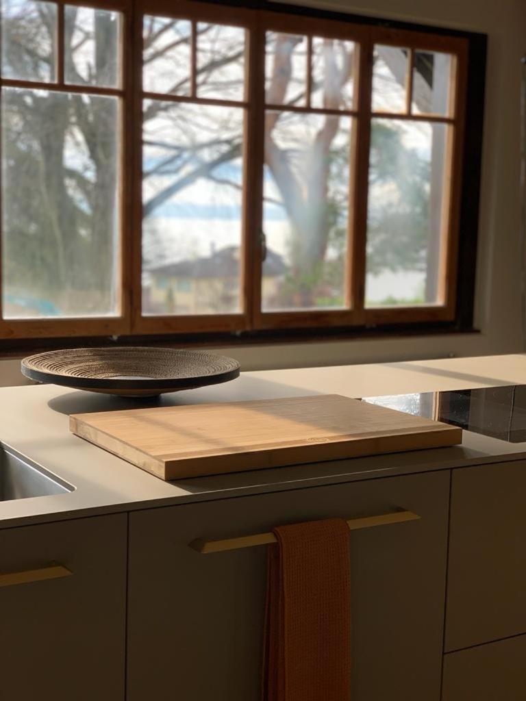 'Le Petit Clos Suites'- Charming Getaway on Leman Lake