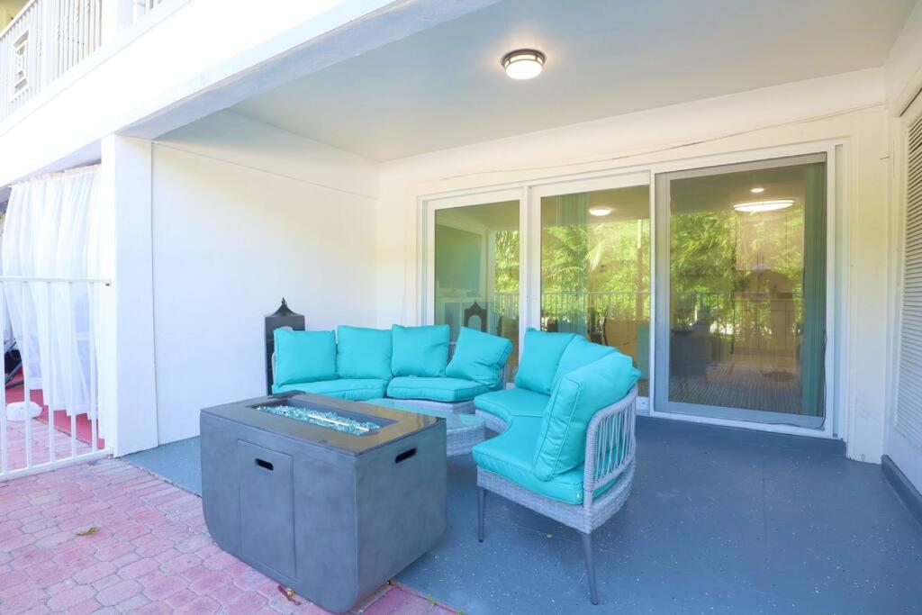 Modern Vibes 1BR with Patio & Firepit by the Beach