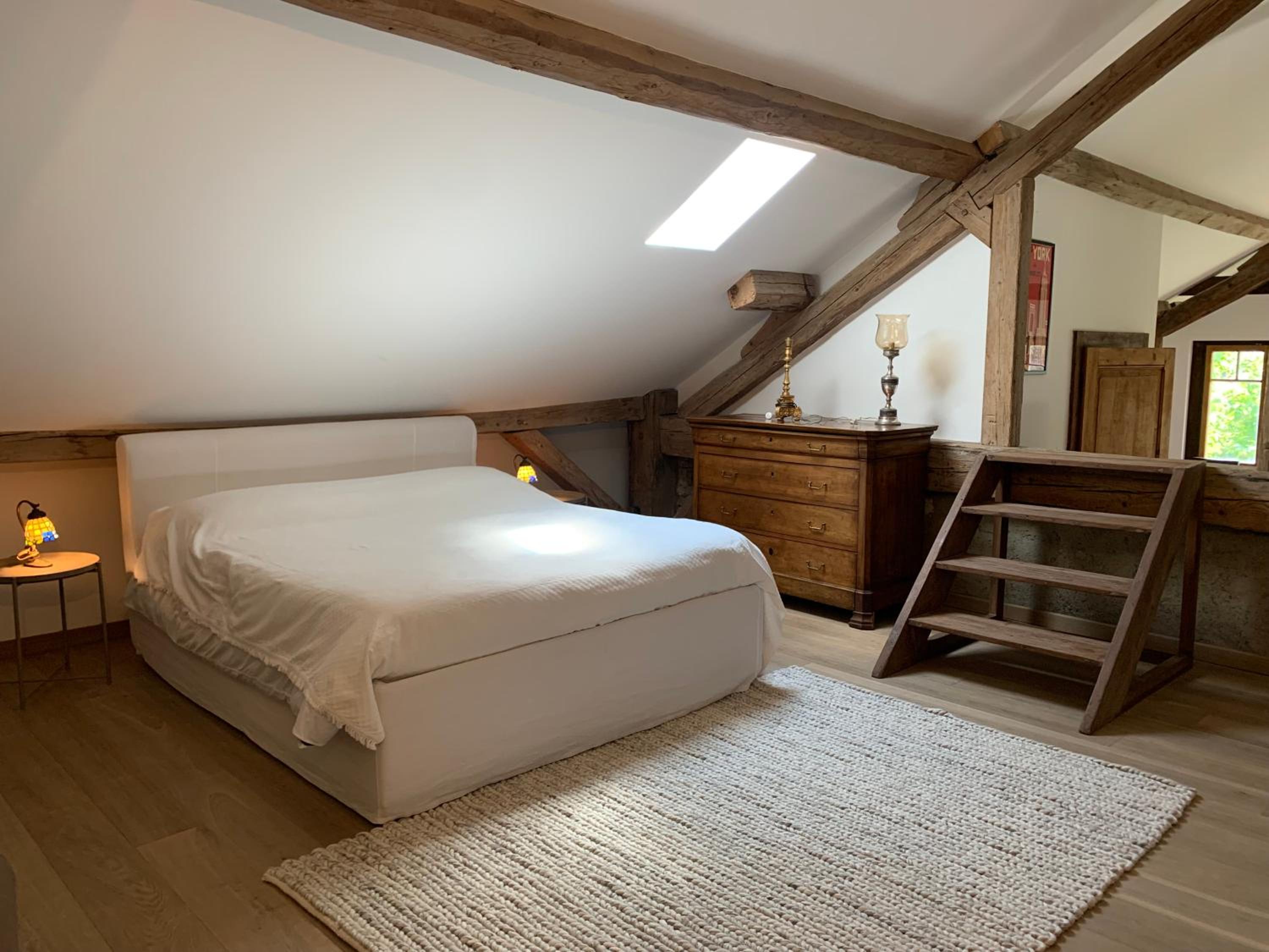 'Le Petit Clos Suites'- Charming Getaway on Leman Lake