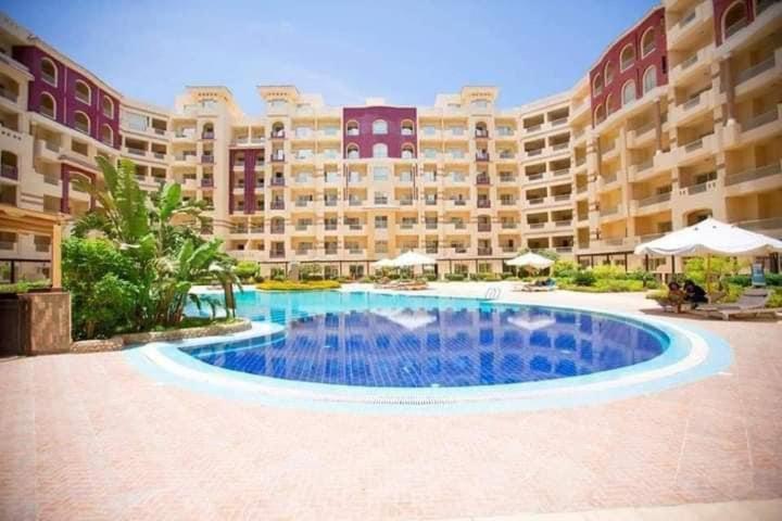 Luxury studio side sea view