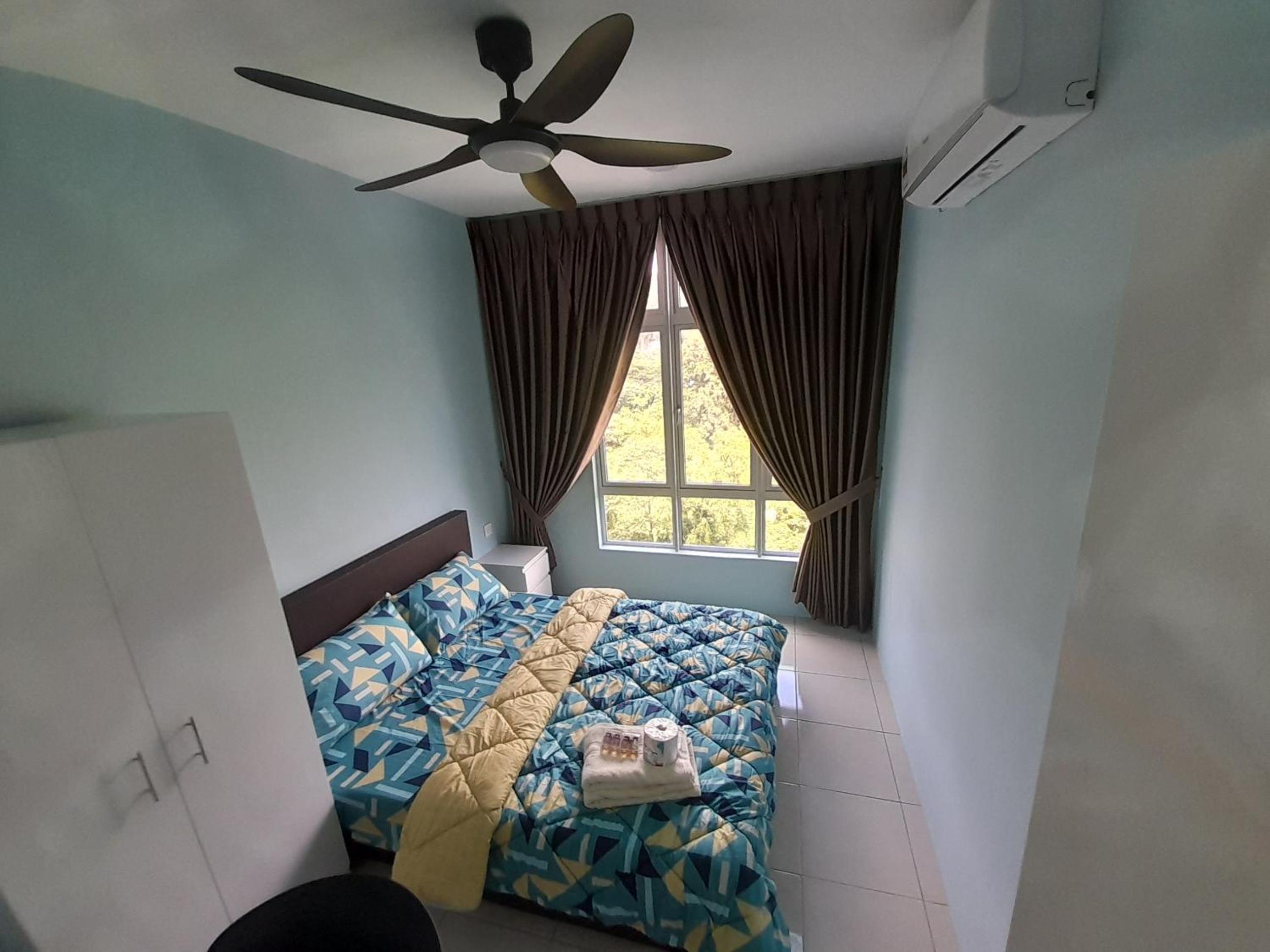 The Anderson Condo with NETFLIX with Free Parking with Swimming Pool and at Ipoh City Centre Nearby to all amenities and attractions photo 7