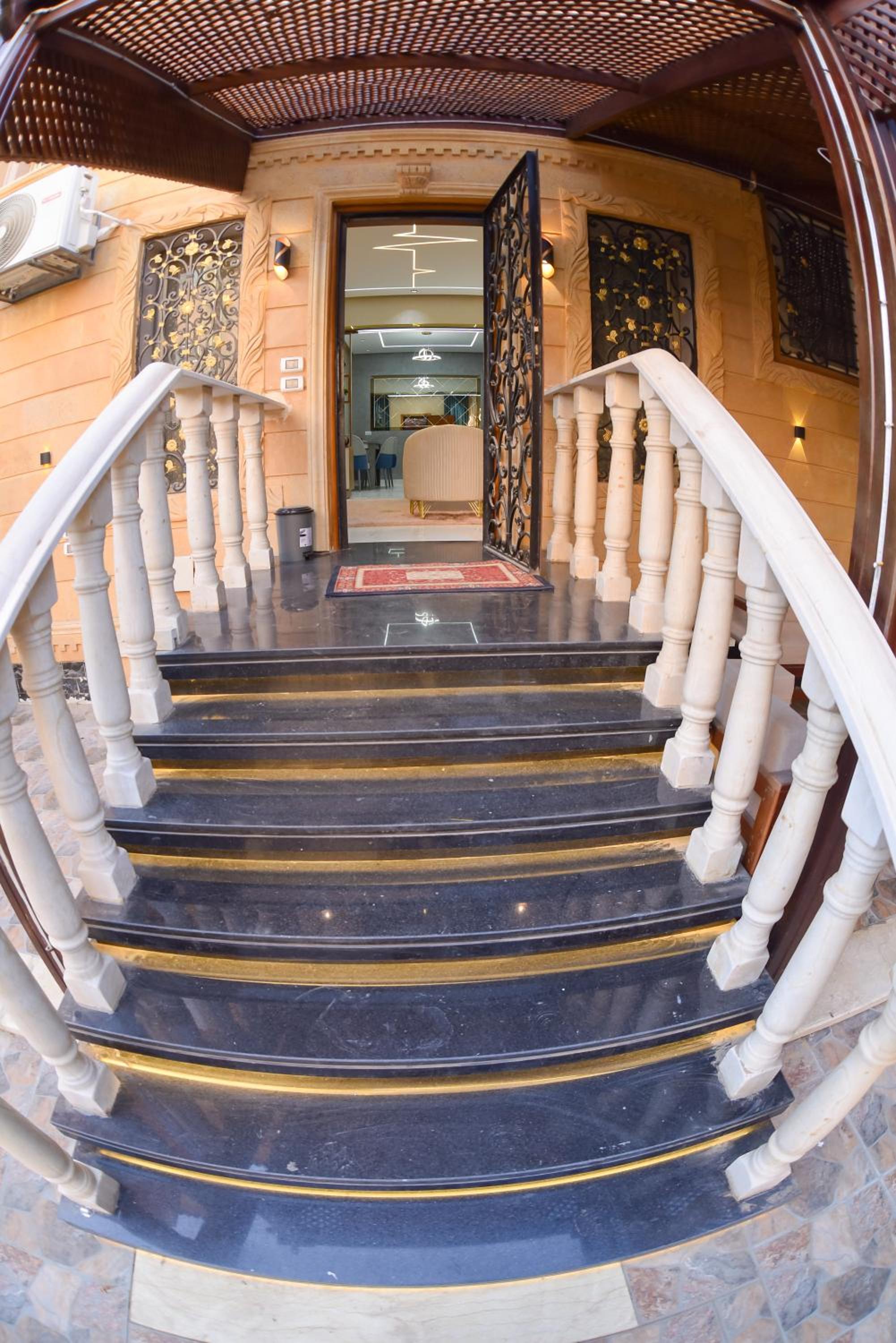 Sheikh Zayed home