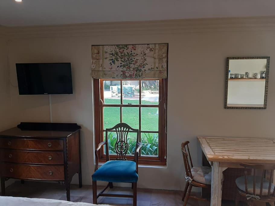 Klein La Cotte Garden Cottage view 5