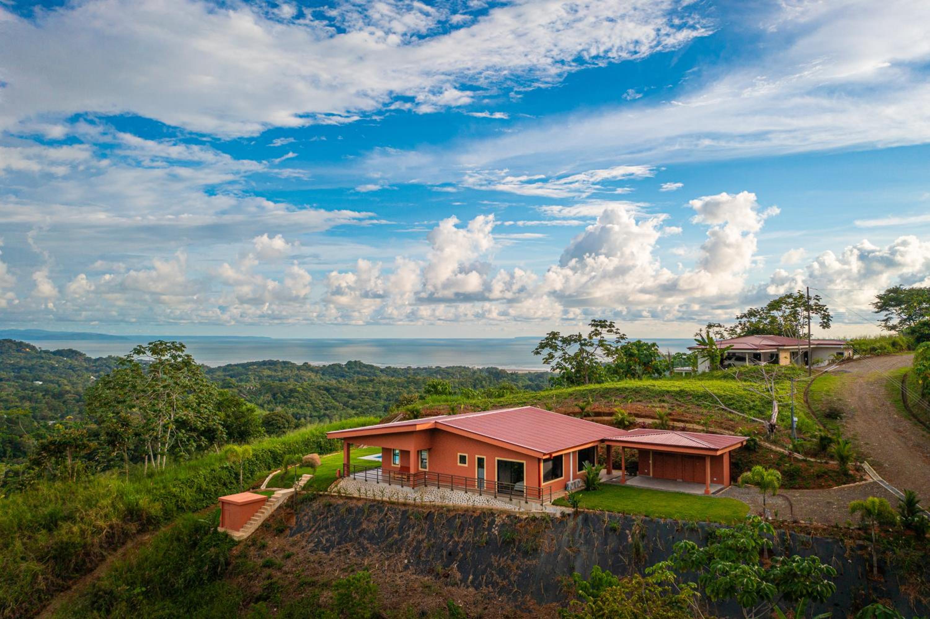 Villa Roca Ocean to Mountain Views - by Pura Villas