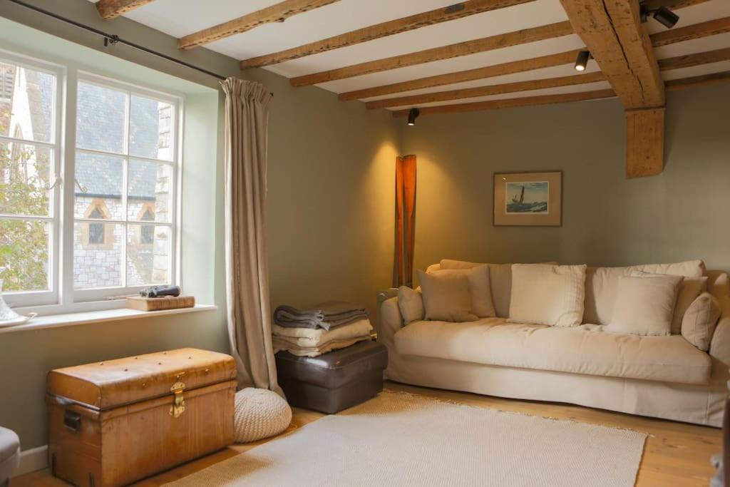 St Margaret's Steps Luxury apartment sleeps 8 view 3