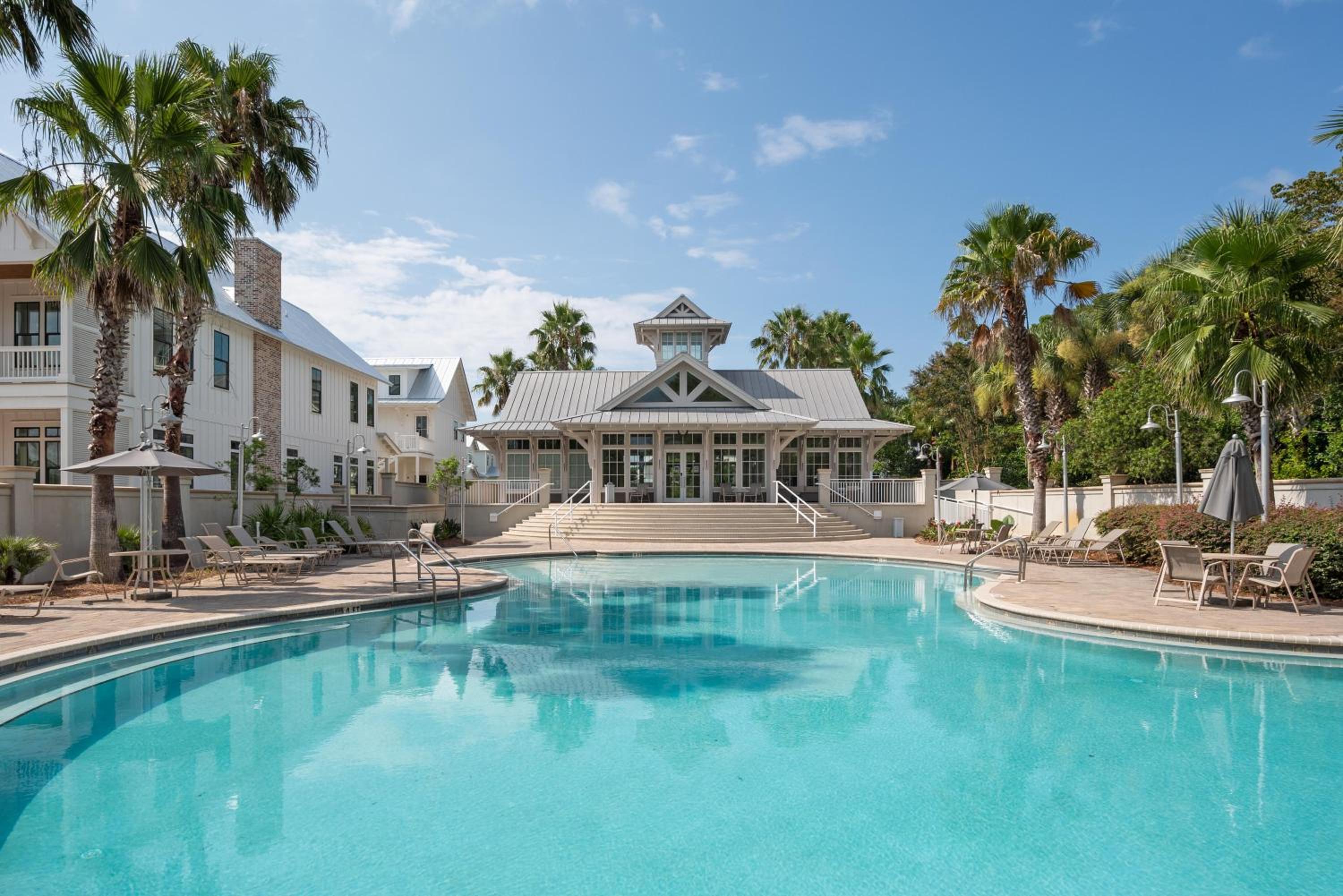 382 Grande Pointe Circle view 2