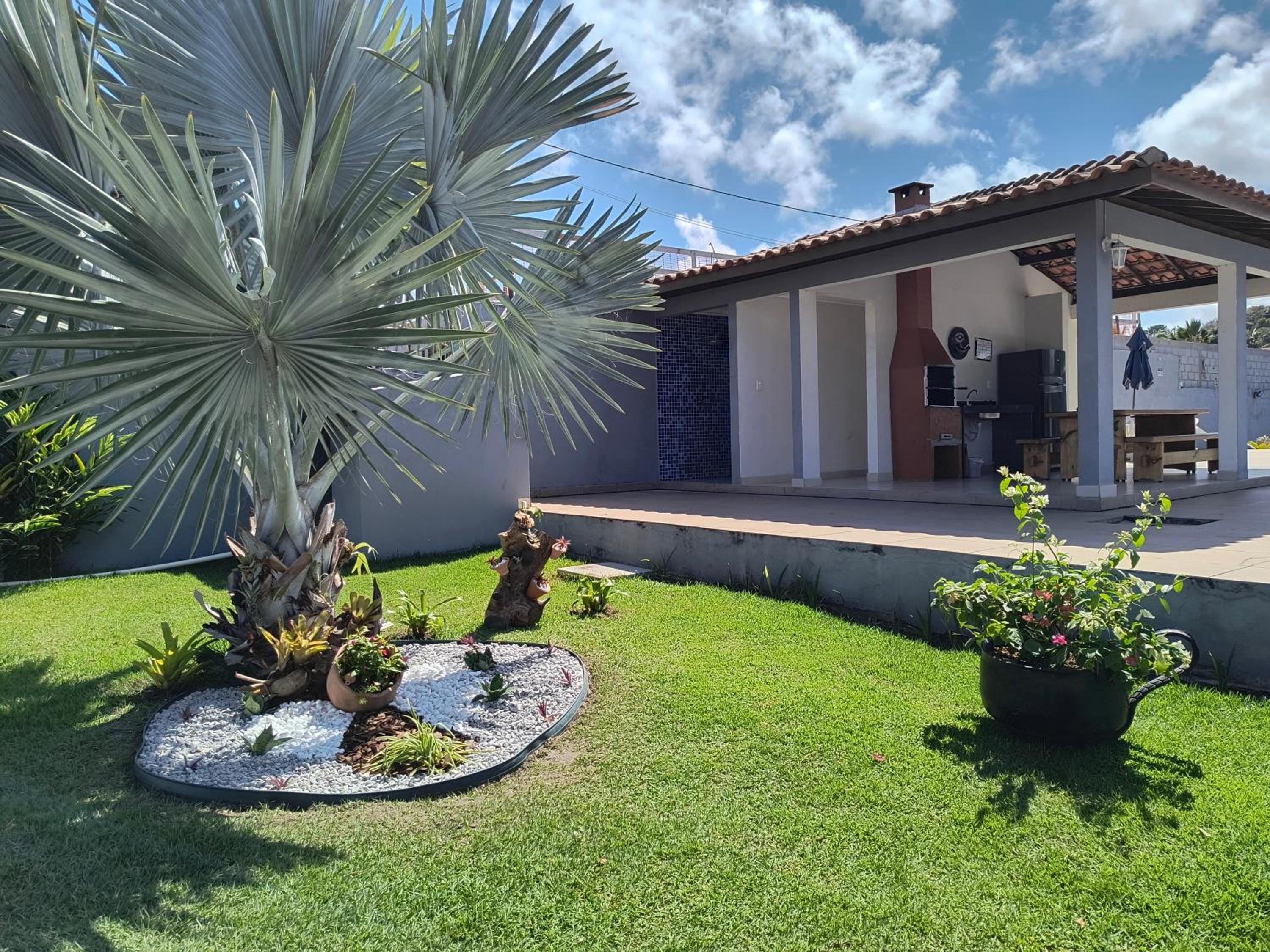 Apartamento 3 quartos Duplex na Praia Taperapuan, 400 metros da praia