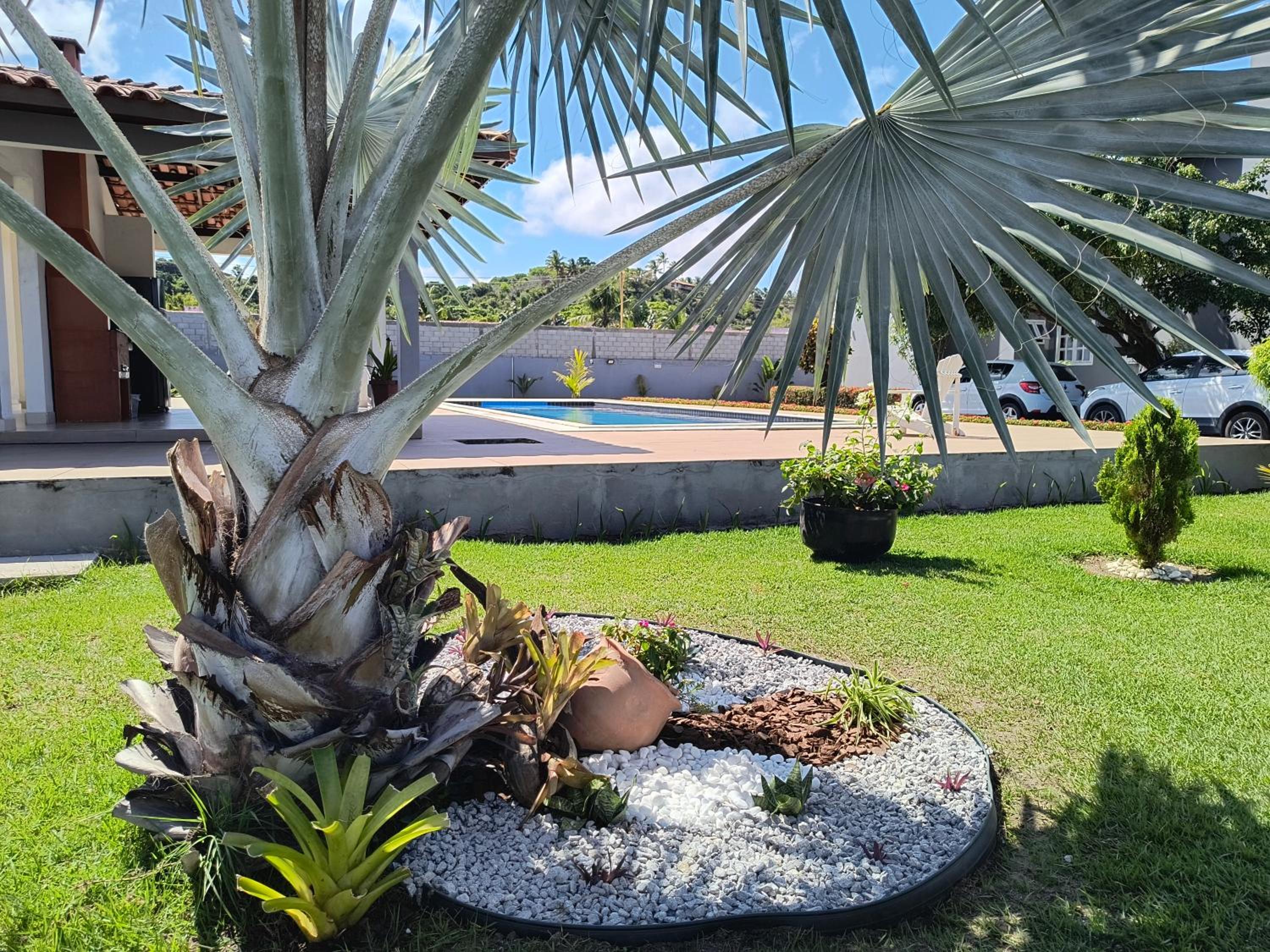 Apartamento 3 quartos Duplex na Praia Taperapuan, 400 metros da praia
