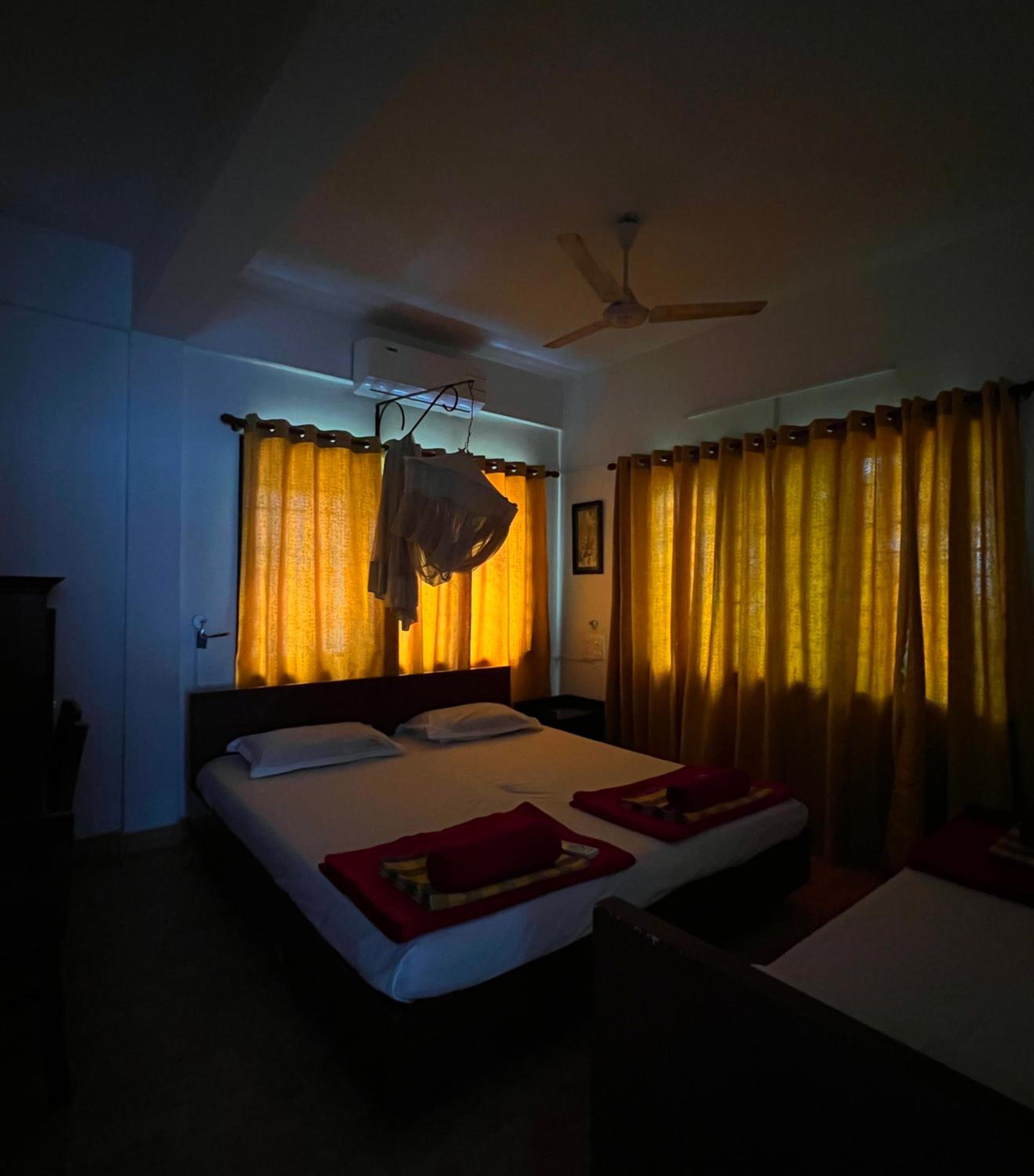 Reds Residency - Homestay