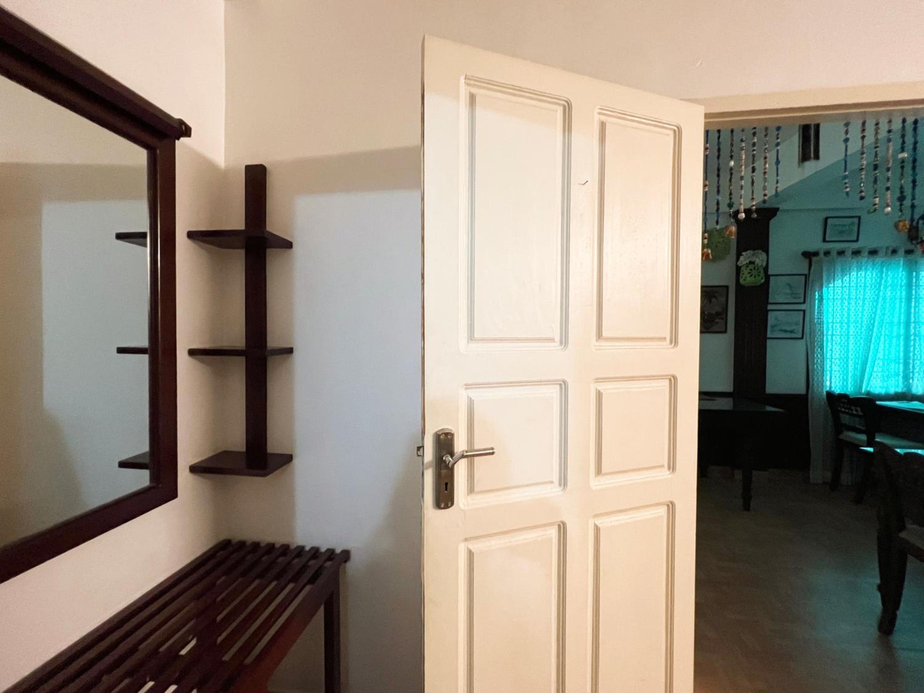 Reds Residency - Homestay