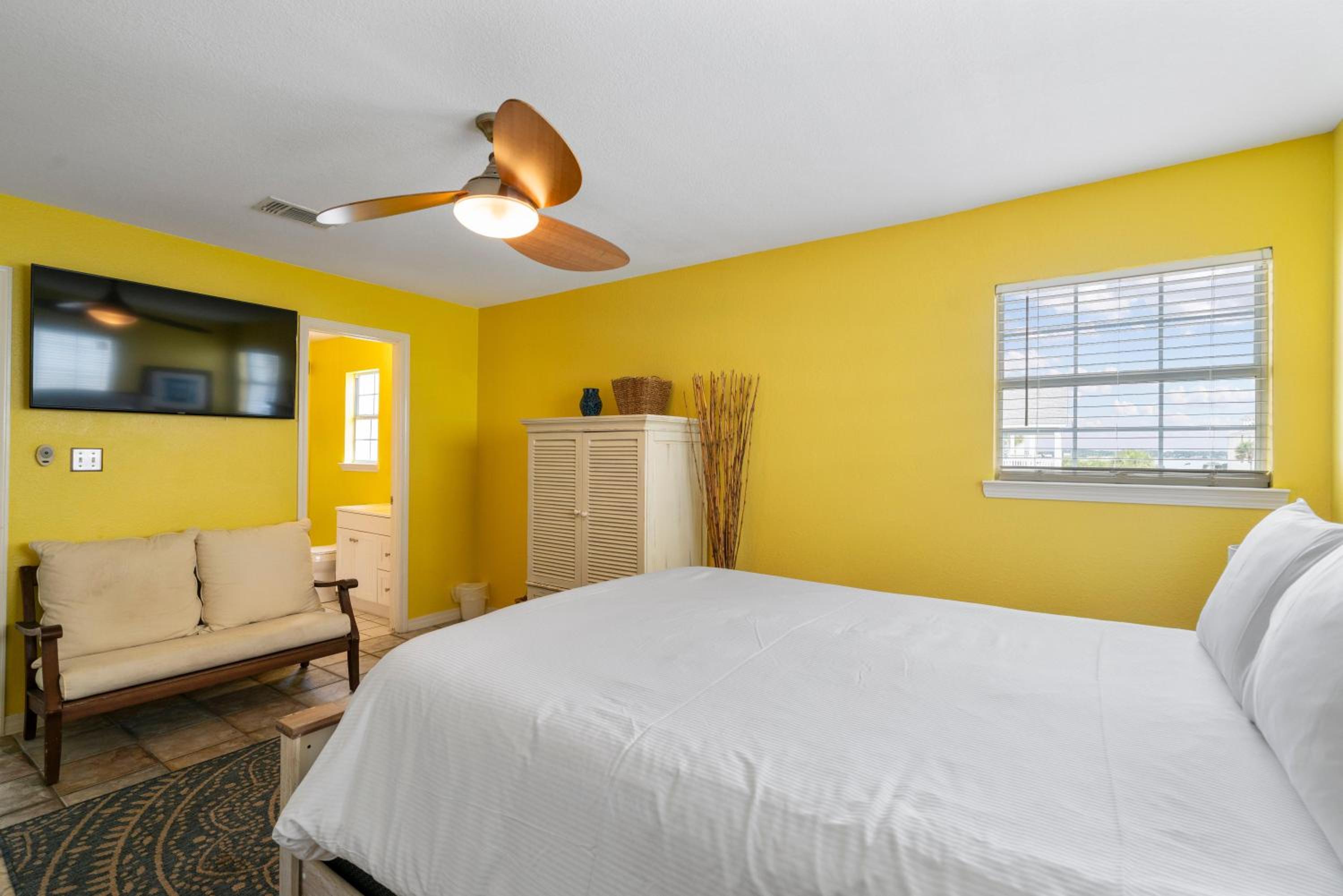 Blues Beach Bungalow