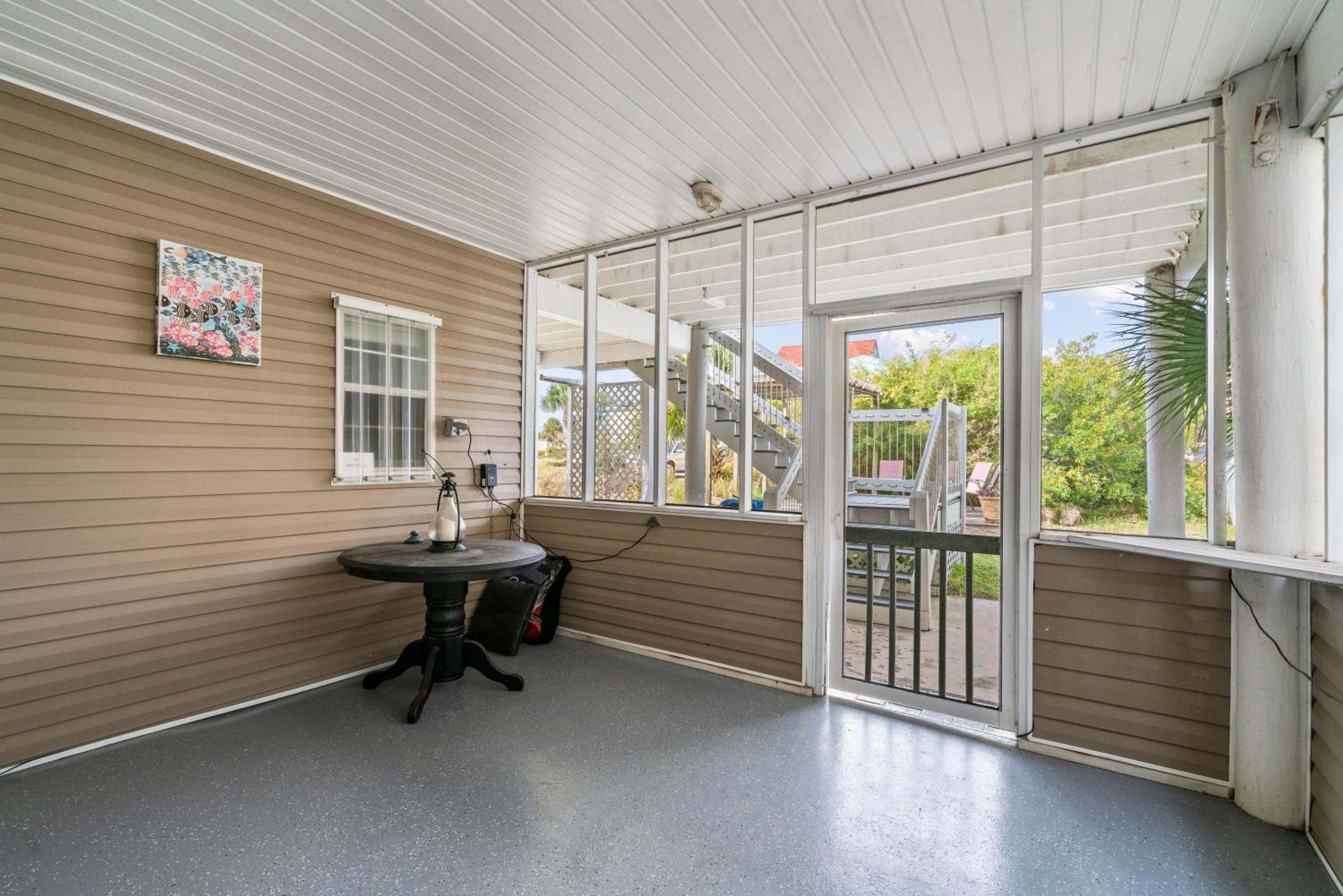 Blues Beach Bungalow