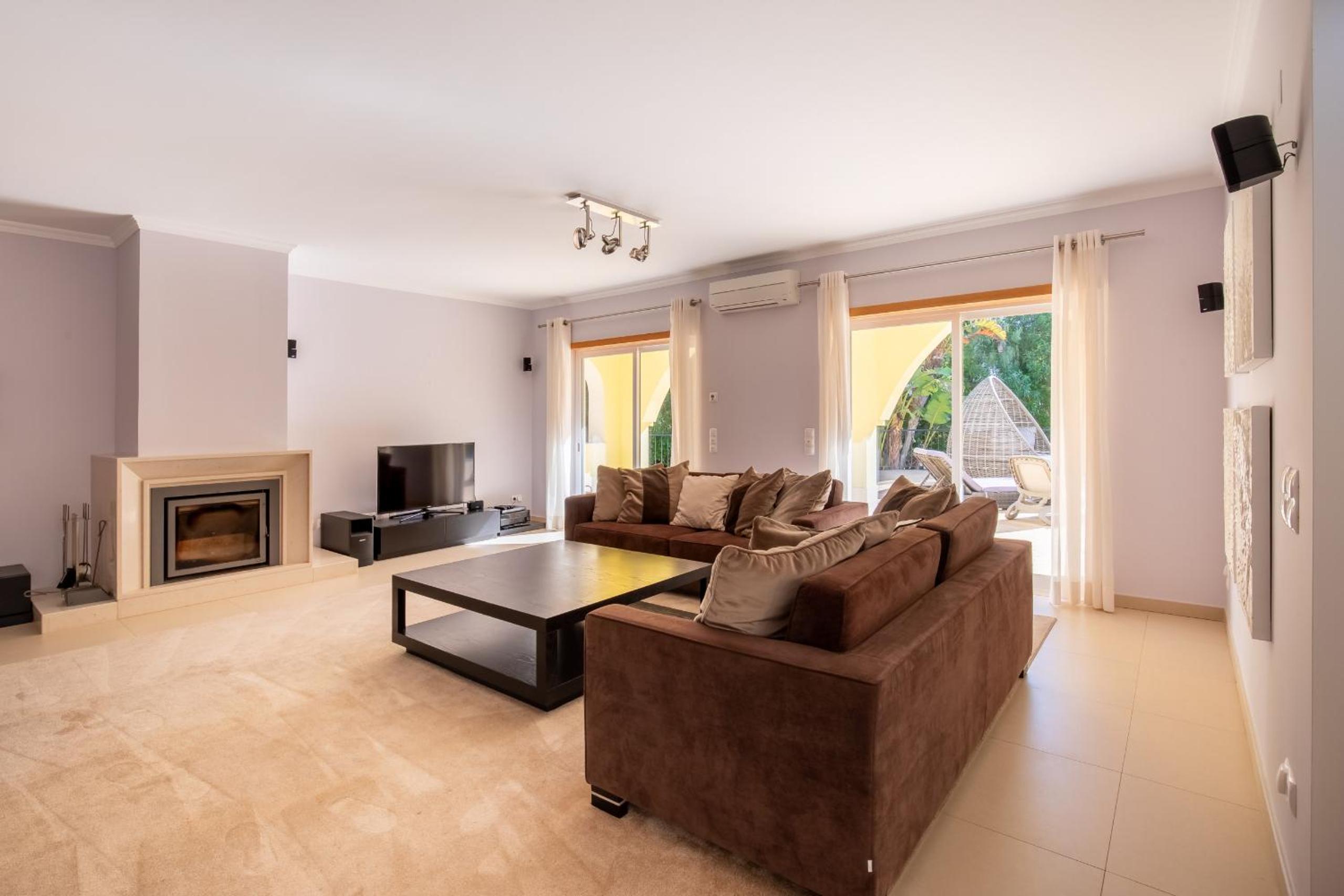 Casa Amarela view 4