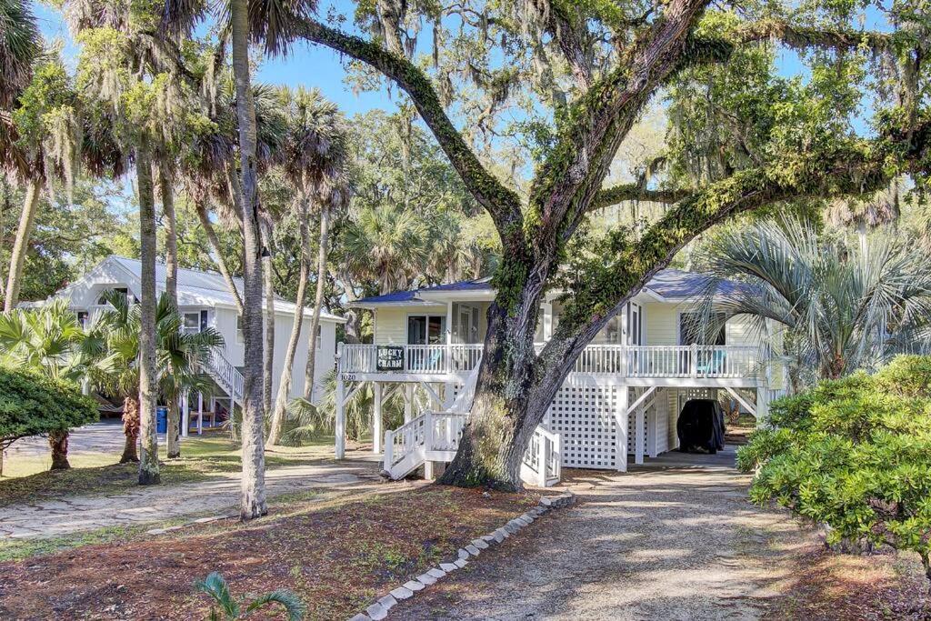 Lucky Charm- Edisto Beach 1 BLOCK FROM BEACH view 2