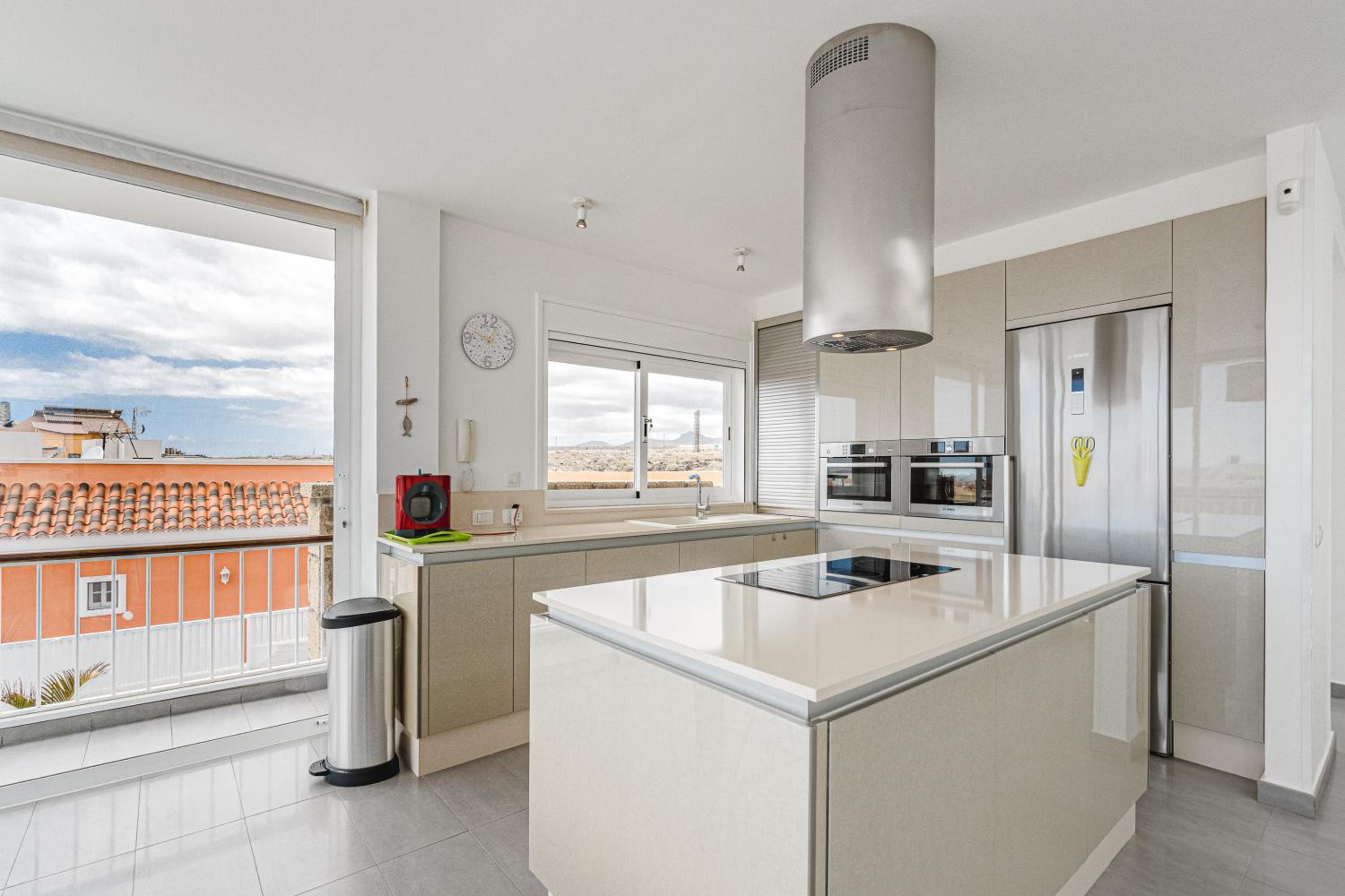 Vila Rosa with heated pool