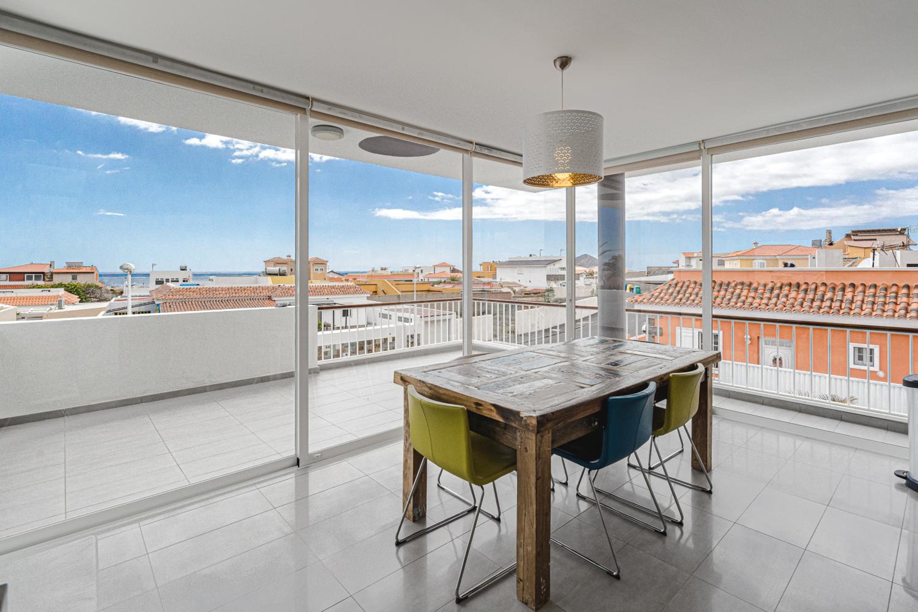 Vila Rosa with heated pool
