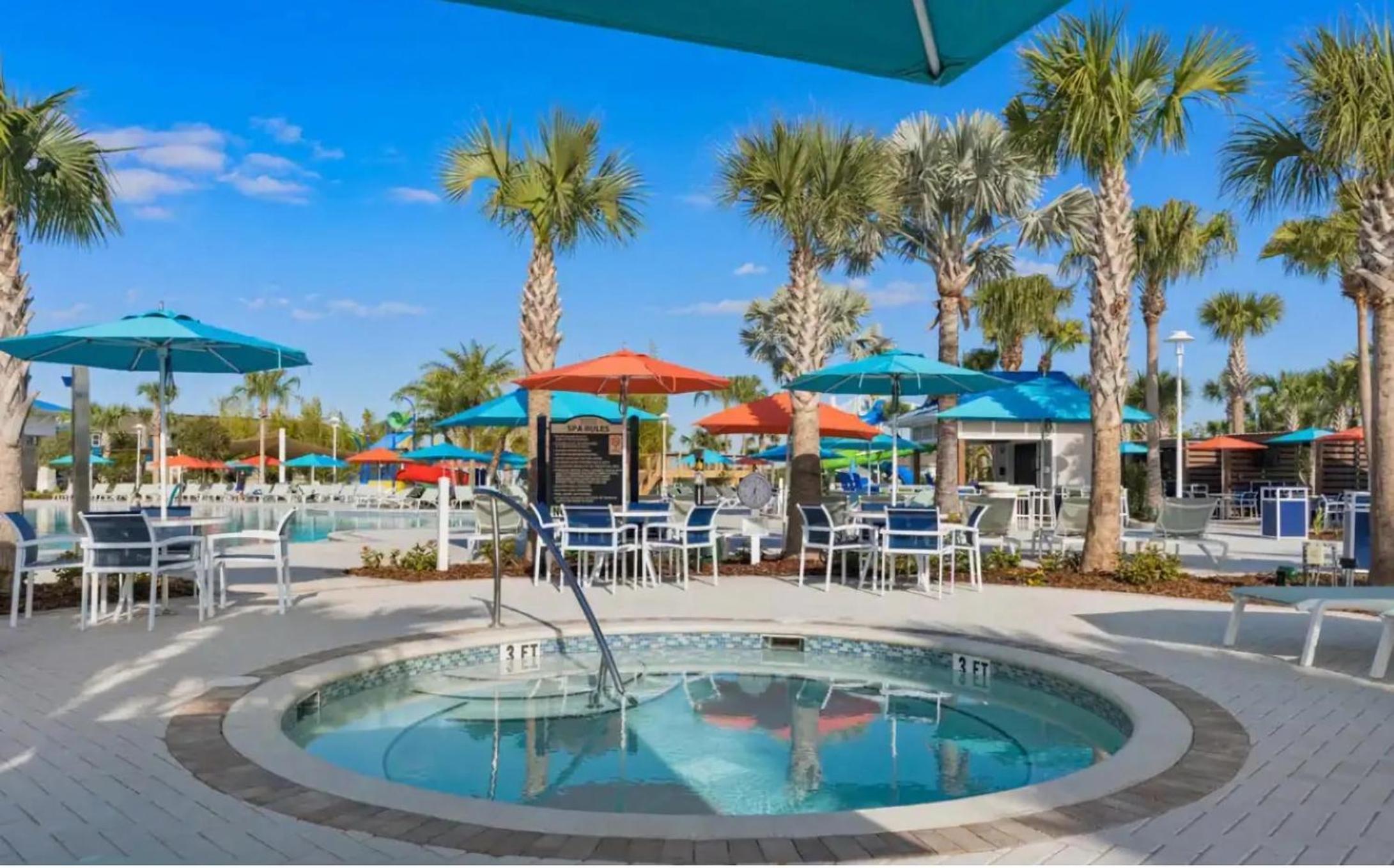 Incredible NEW 5BD Home All suites with Pool and BBQ Grill