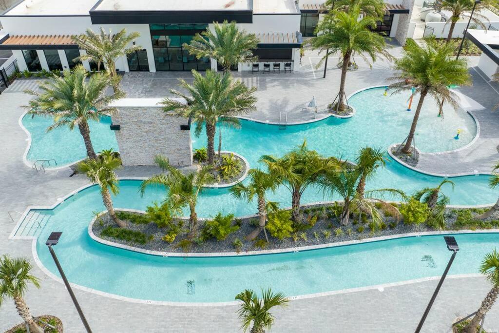 Relax at Paradiso Grande Resort - Int Drive