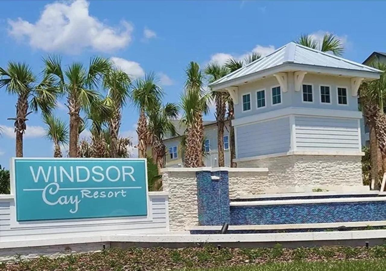 Incredible NEW 5BD Home All suites with Pool and BBQ Grill