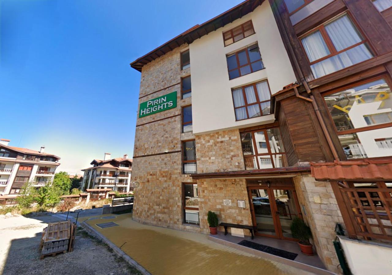 Pirin Heights Apartment 200m from SKI ROAD