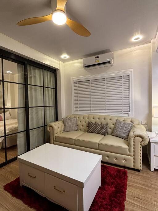 Japanese home in Laloma Qc near chinese Gen view 4