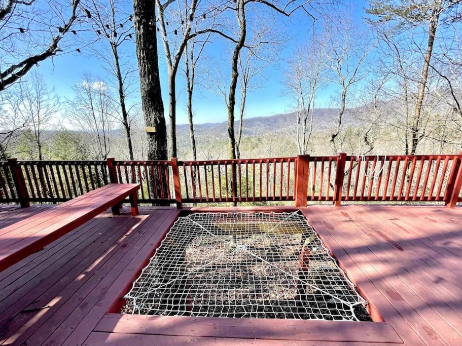 New listing - Mountain top cabin view 2