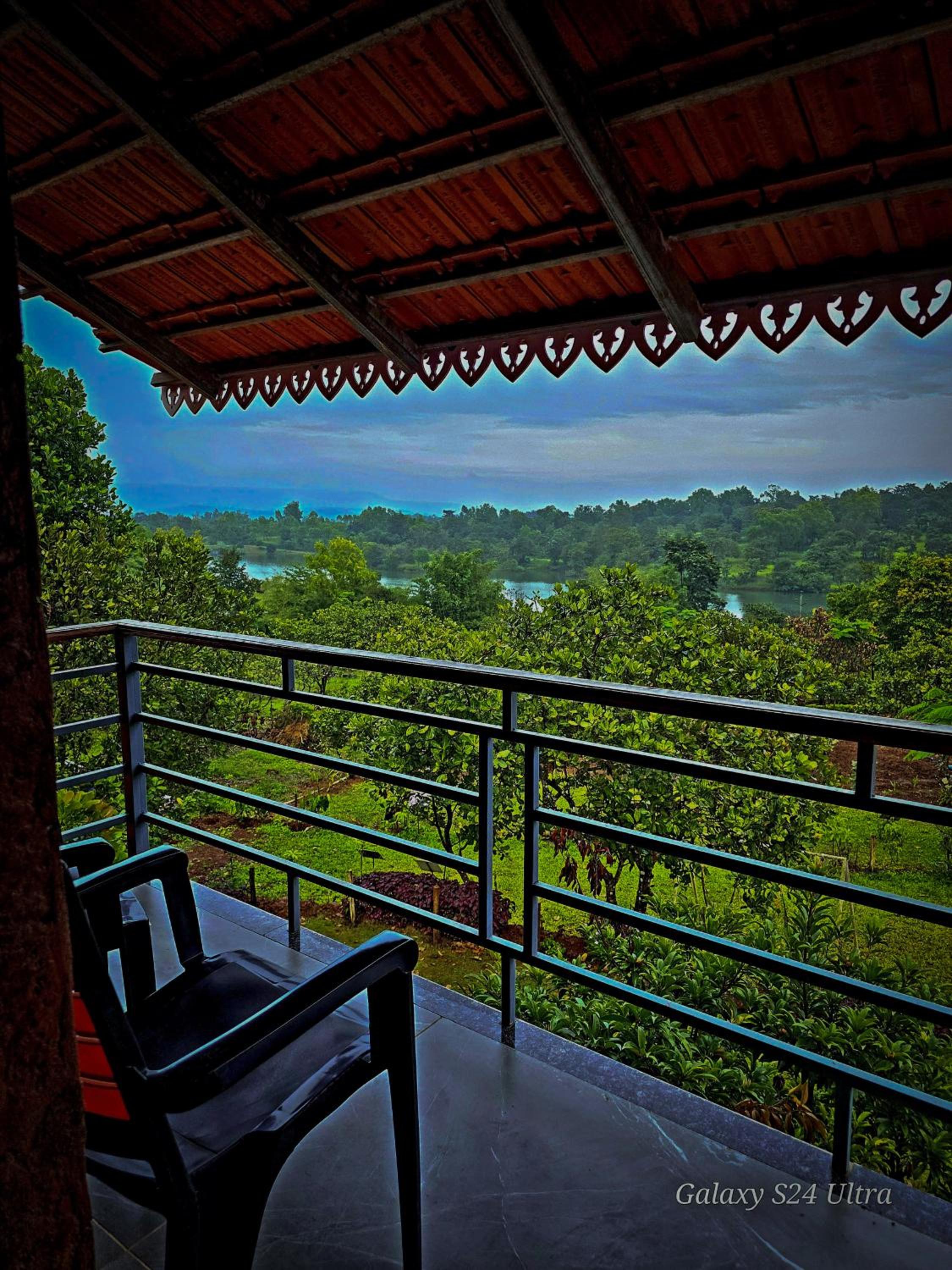 Chalobahills Farmstay Resort