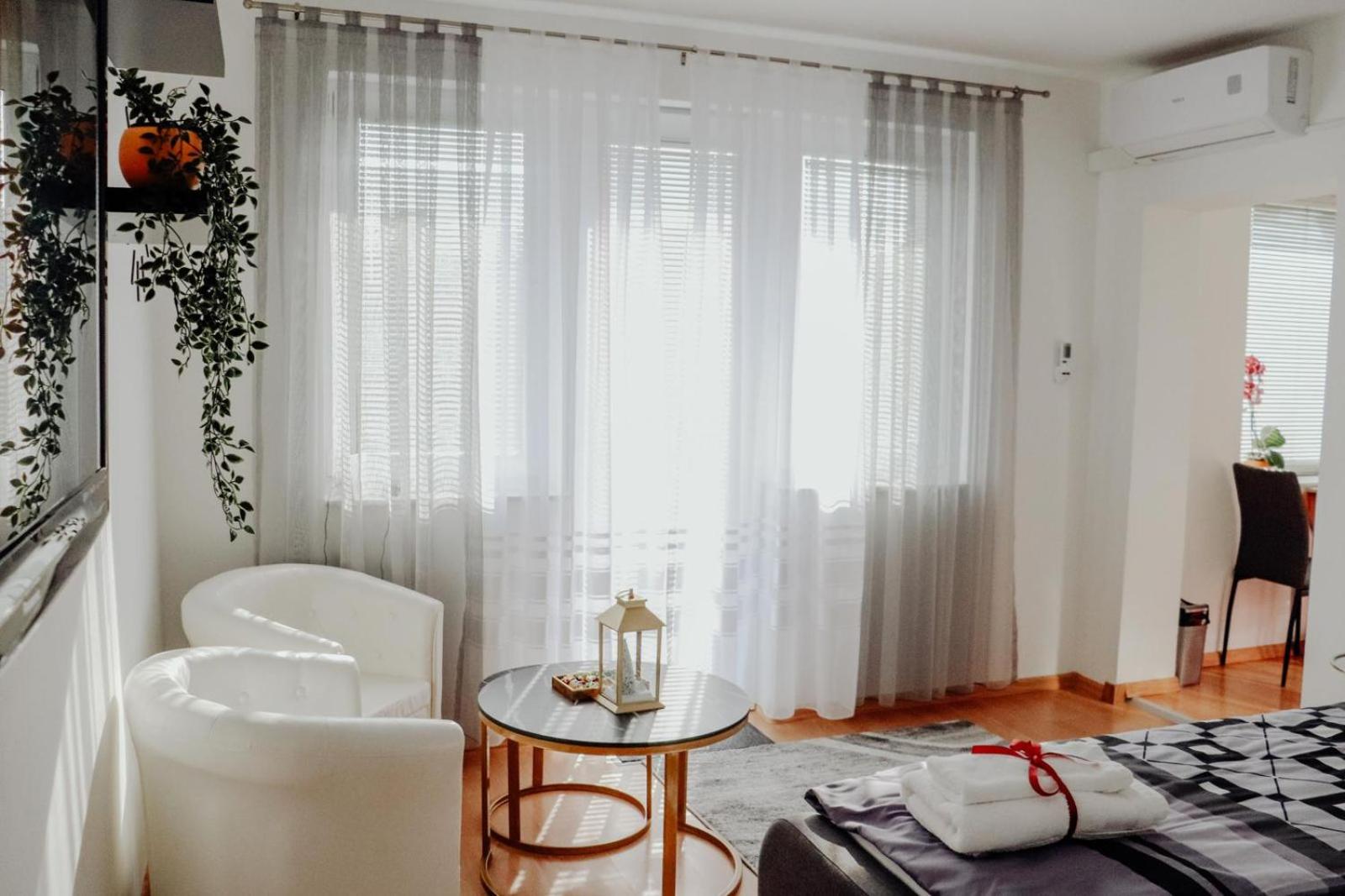 Studio apartman Story