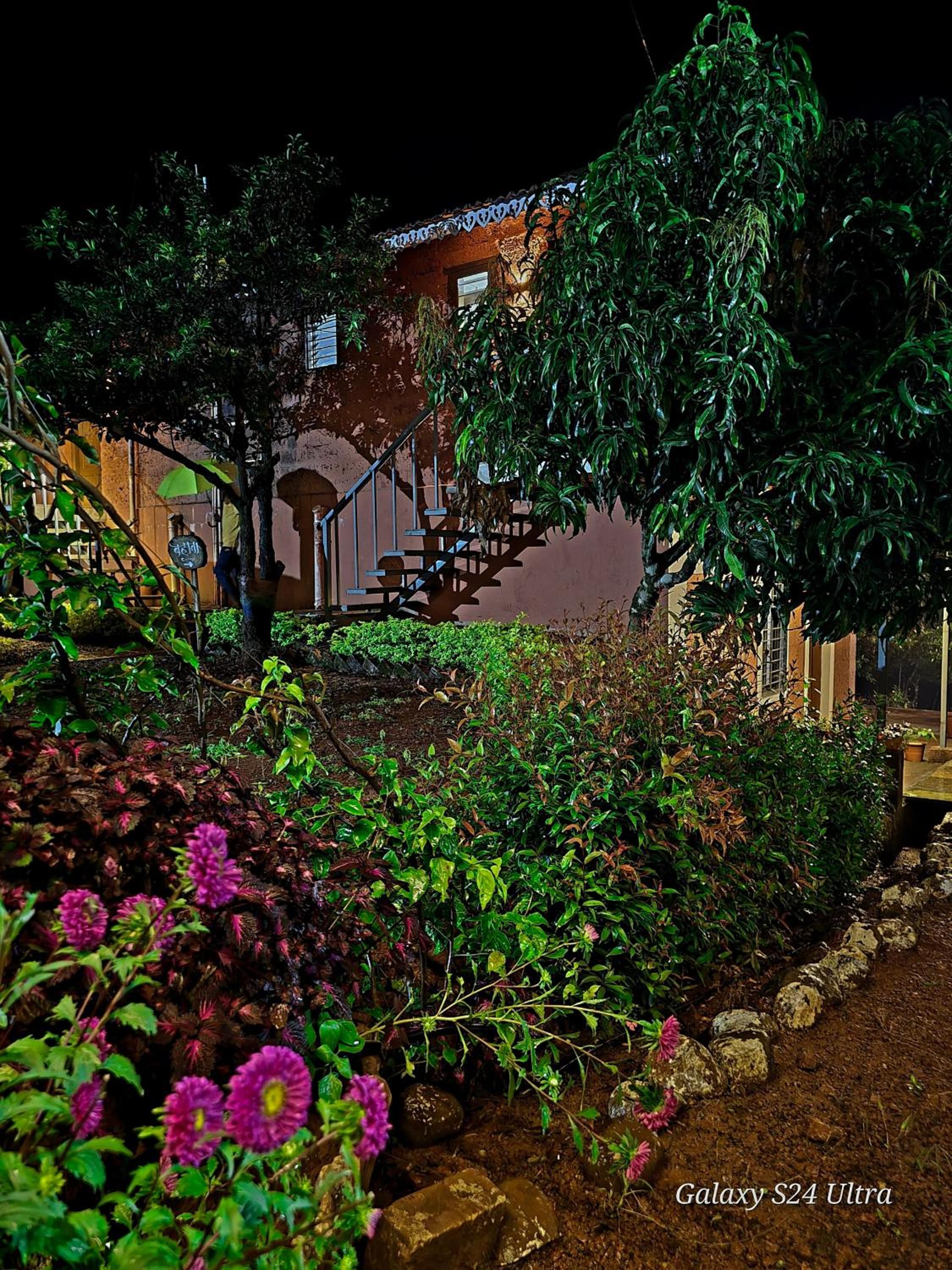 Chalobahills Farmstay Resort
