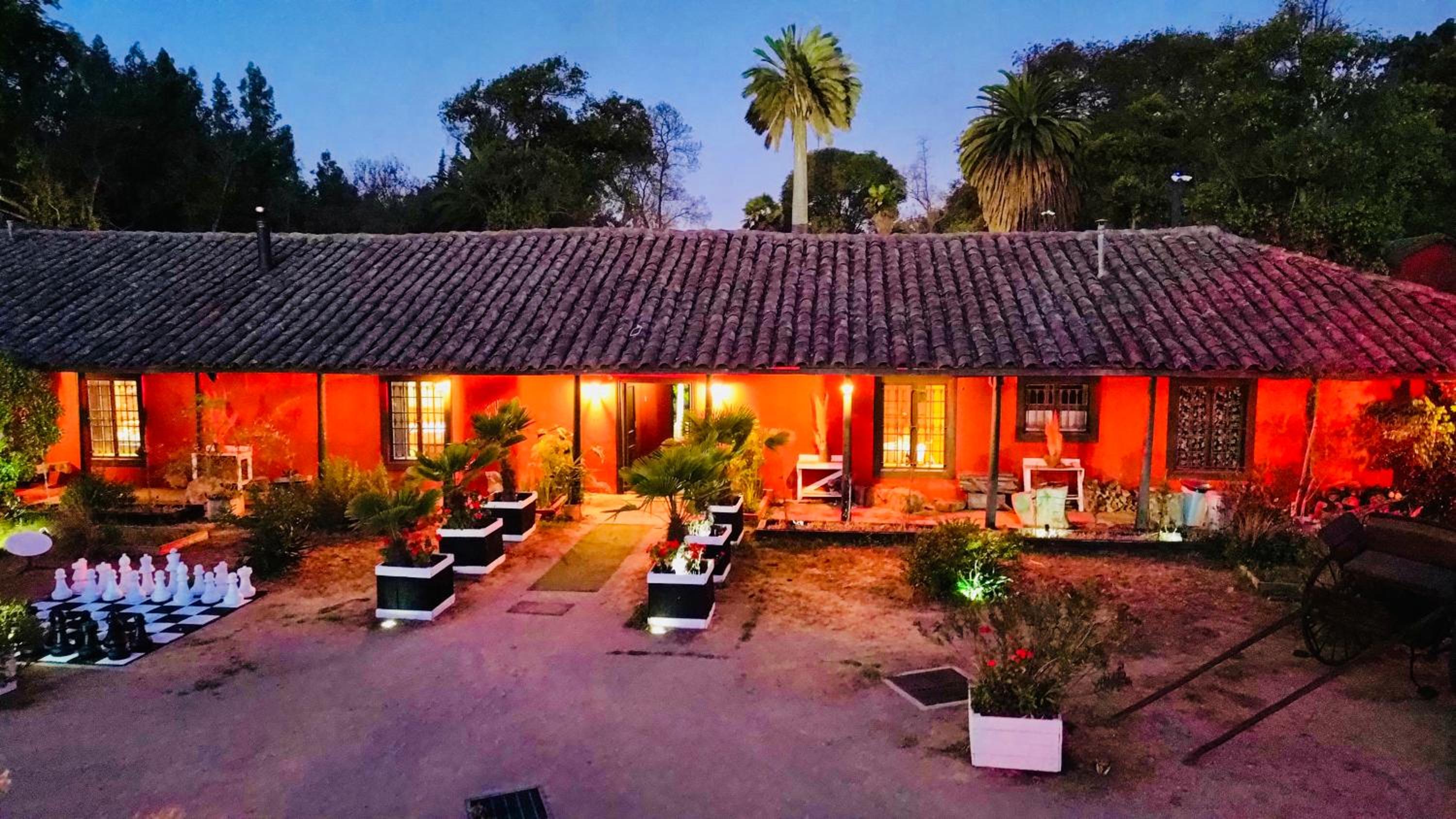 Casona Lo Aguirre , Hospedaje de Temporada Cálidas