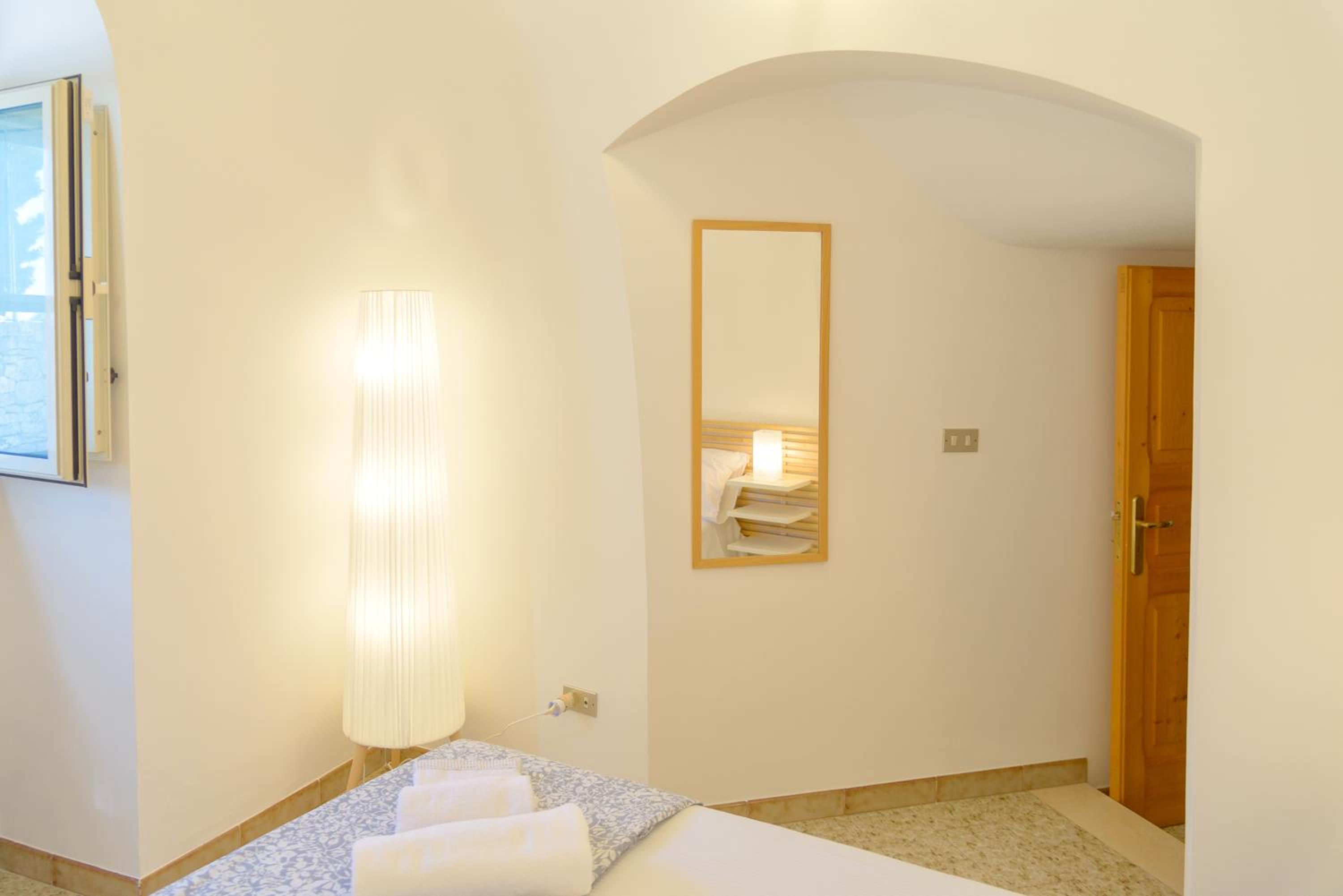 Trulli Hesttia con Vasca Idromassaggio