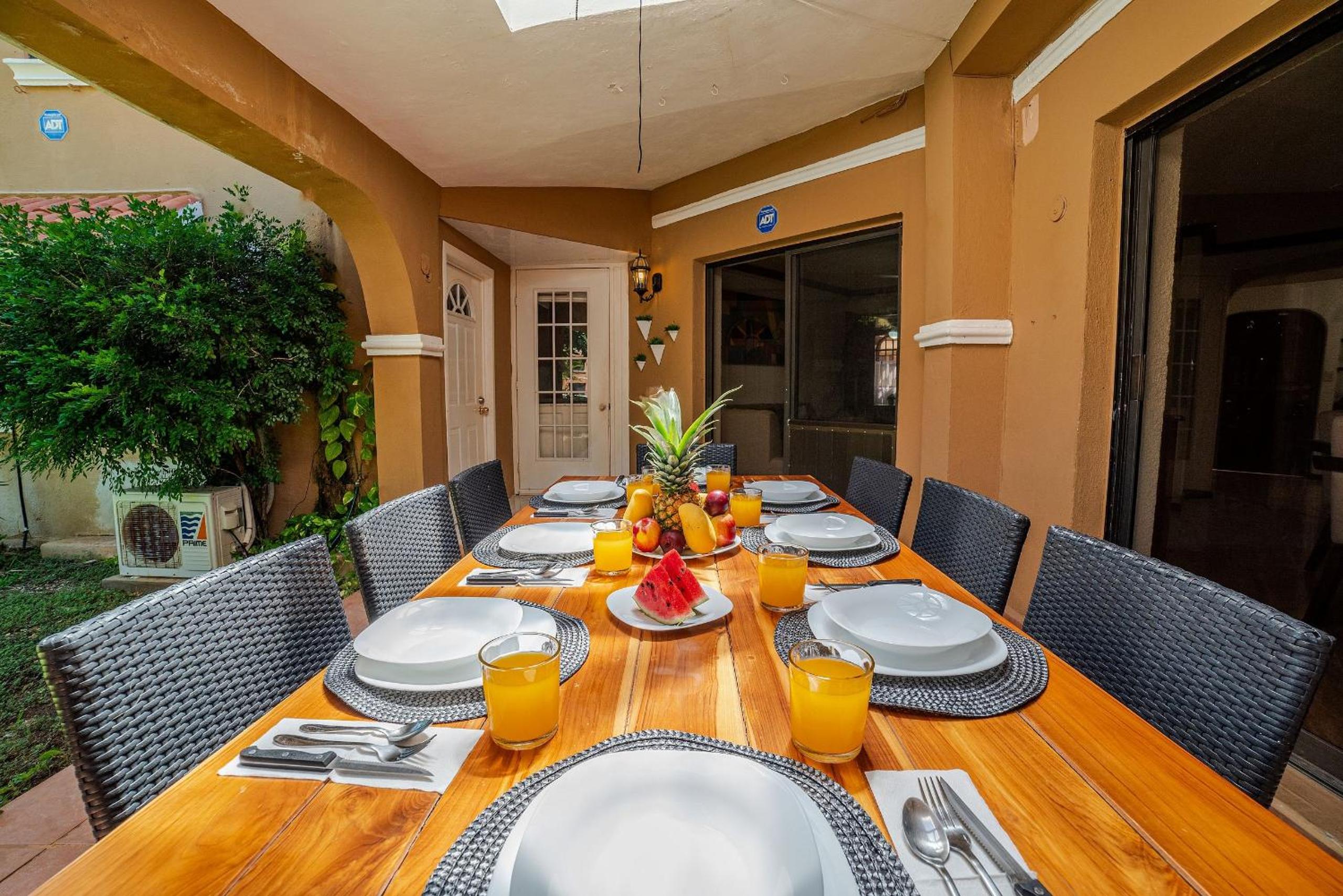 dining