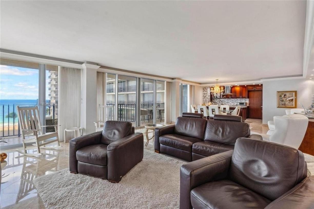 Stunning Oceanfront Corner Unit in Fort Lauderdale view 3