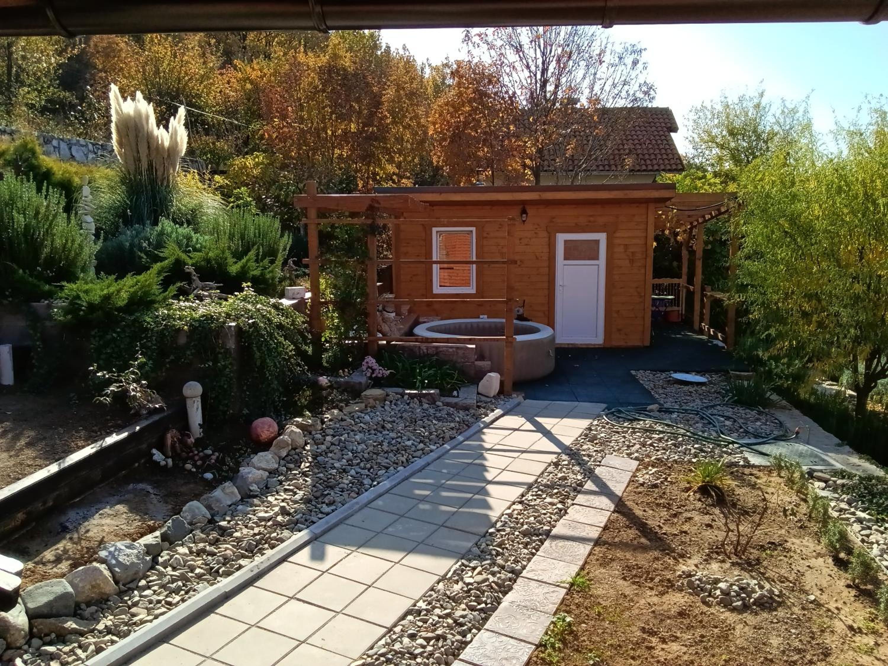 Photo 41