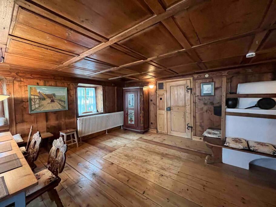 Historic and unique Farm House from 1604