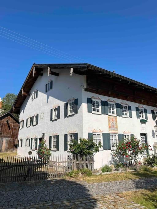 Historic and unique Farm House from 1604