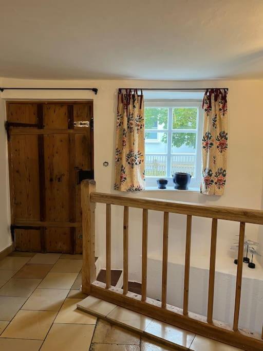 Historic and unique Farm House from 1604