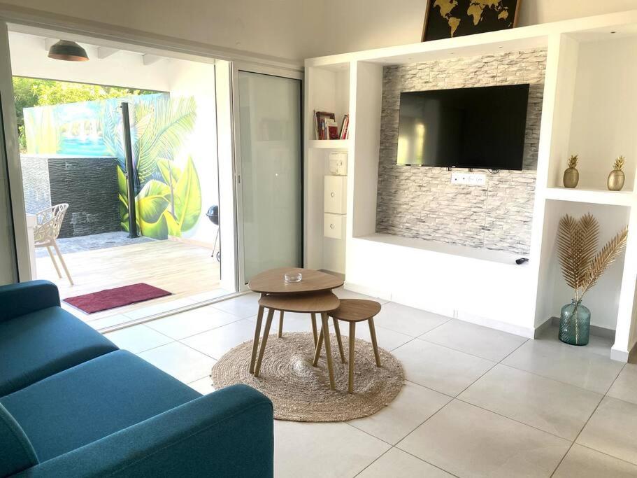 Pool & Tropical Ambiance in Gosier view 4
