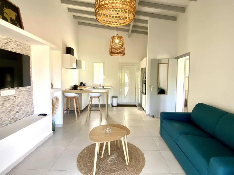 Pool & Tropical Ambiance in Gosier view 5