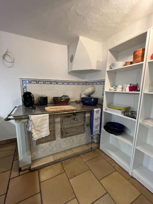 Historic and unique Farm House from 1604