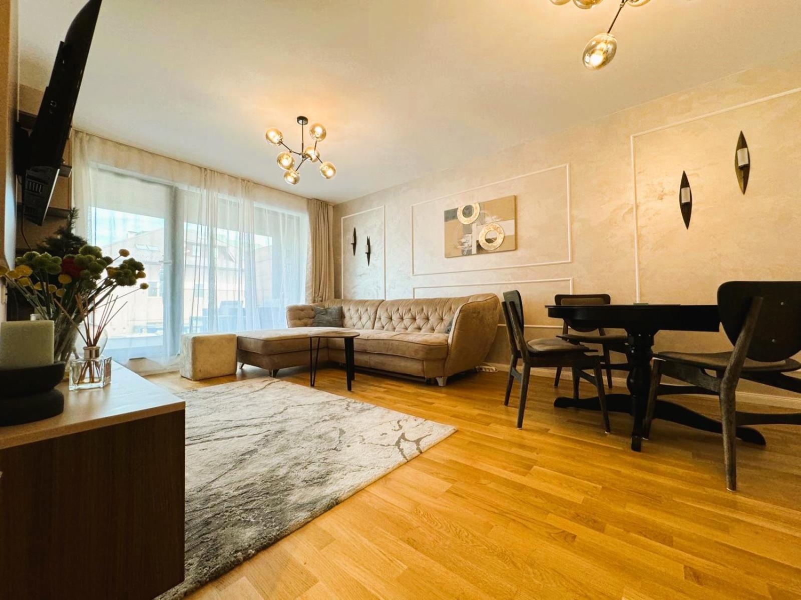 Chic Center Apartament view 2