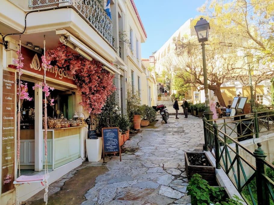 Charming Stone house, 500 meters to Acropolis