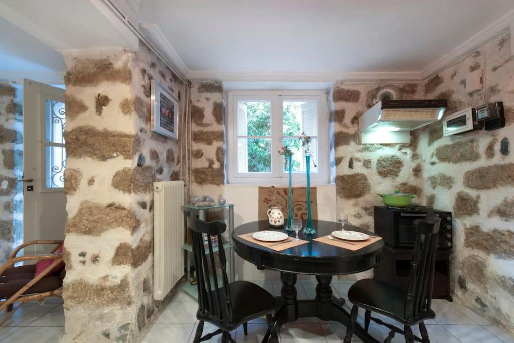 Charming Stone house, 500 meters to Acropolis